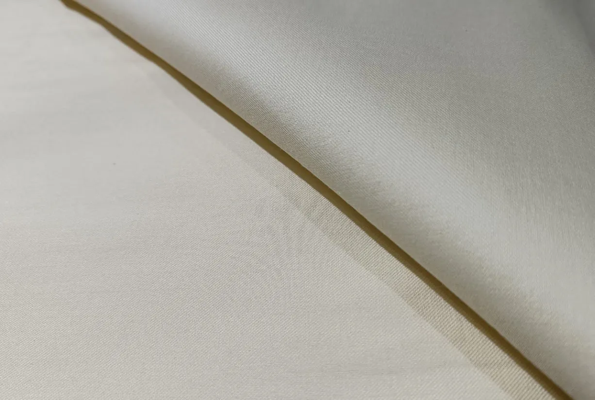 100% Silk Twill fabric 150 Grams 50" wide dayable