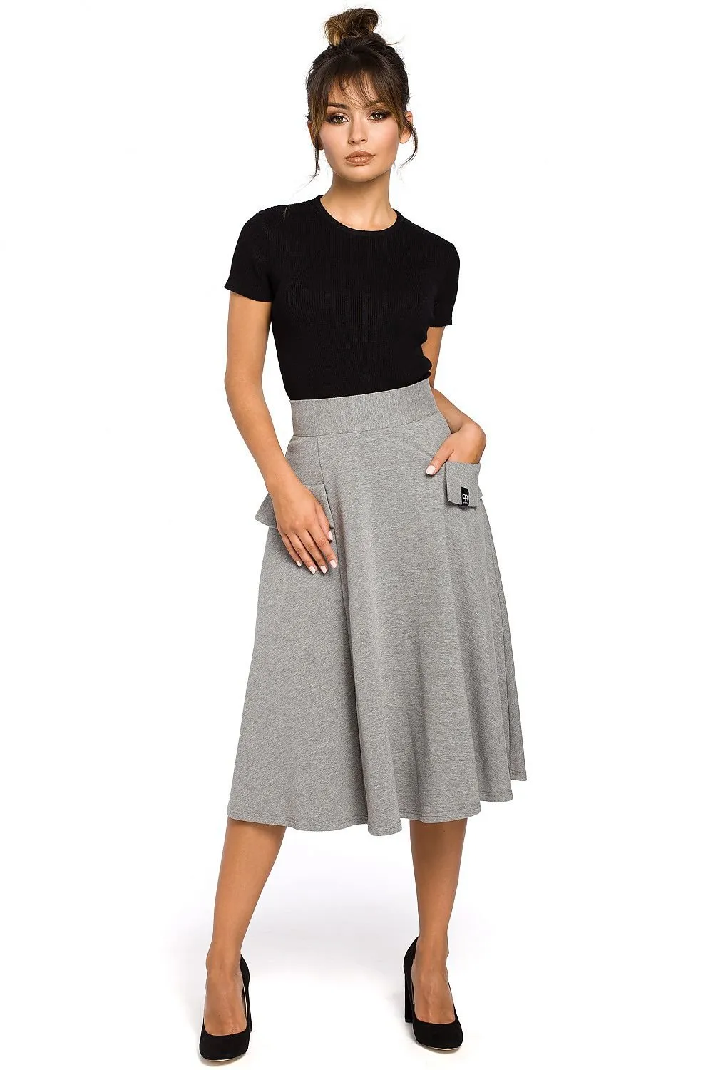 Elegant Flared Midi Skirt with Practical Front Pockets - A Timeless Wardrobe Essential