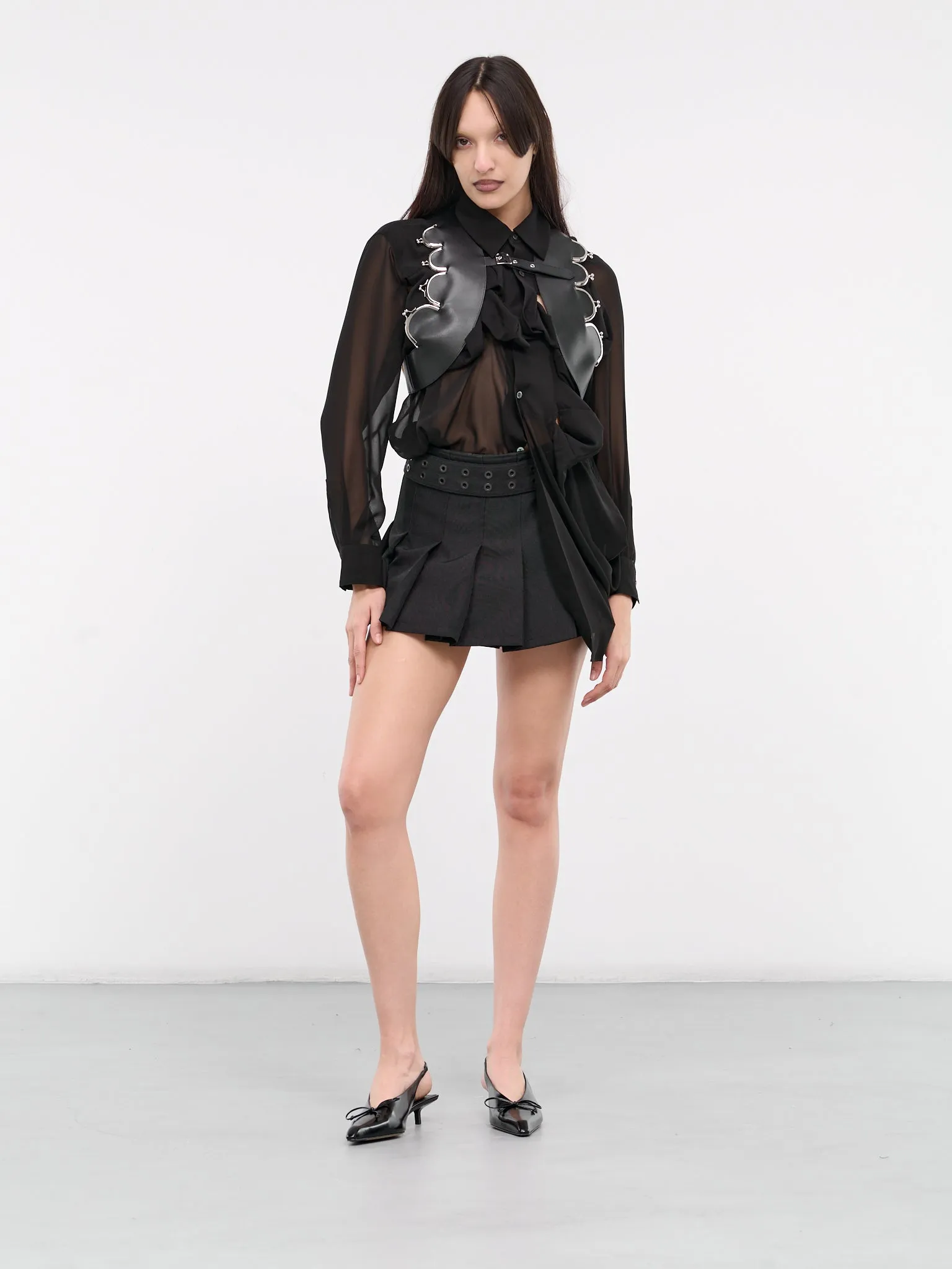 Ruffle Appliqué Blouse (GM-B003-051-BLACK)