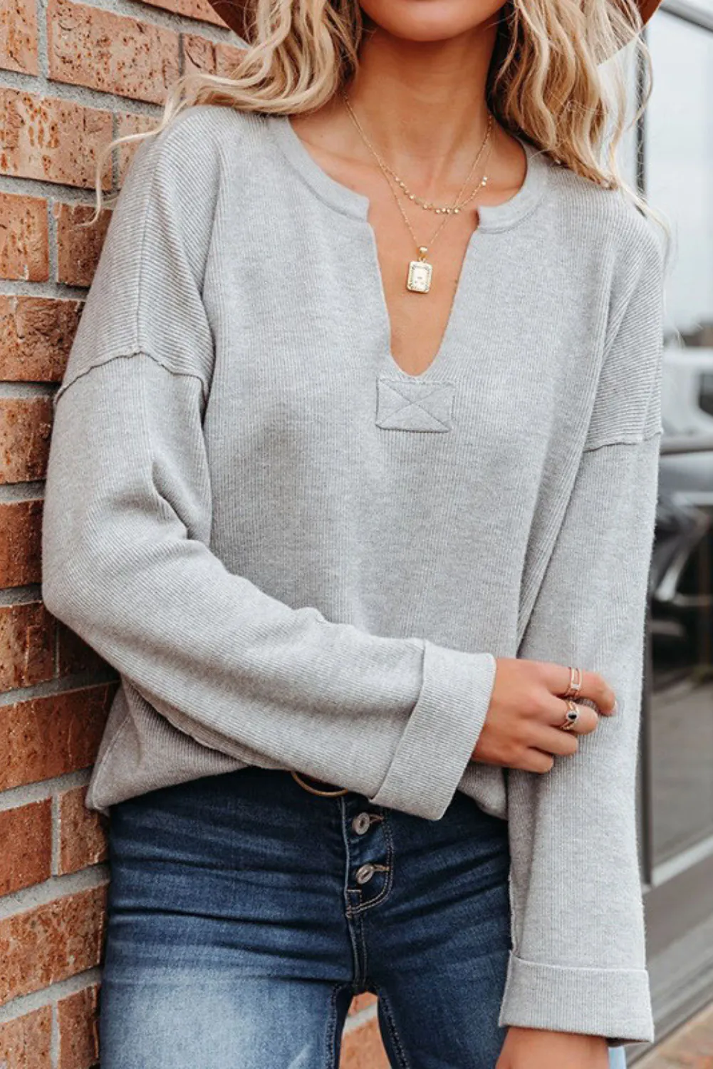 'Tiana' V-neck Pullover Sweater (4 COLORS)