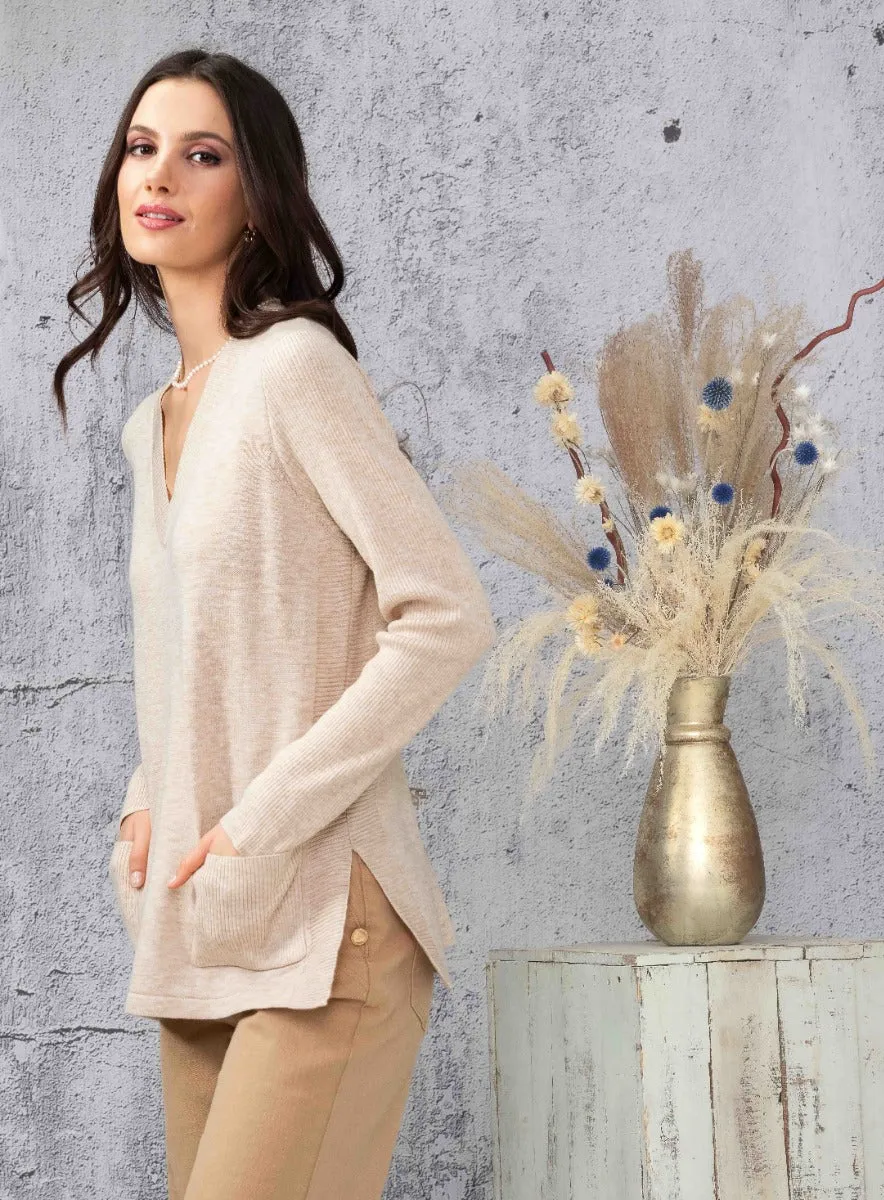 V-Neck Pullover