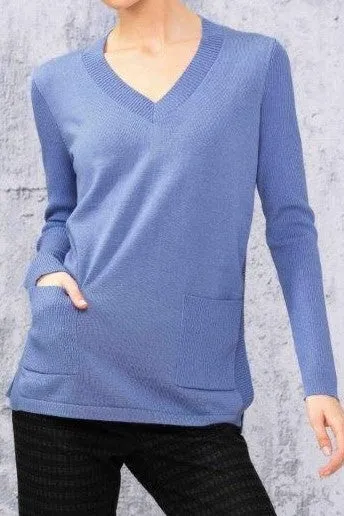 V-Neck Pullover