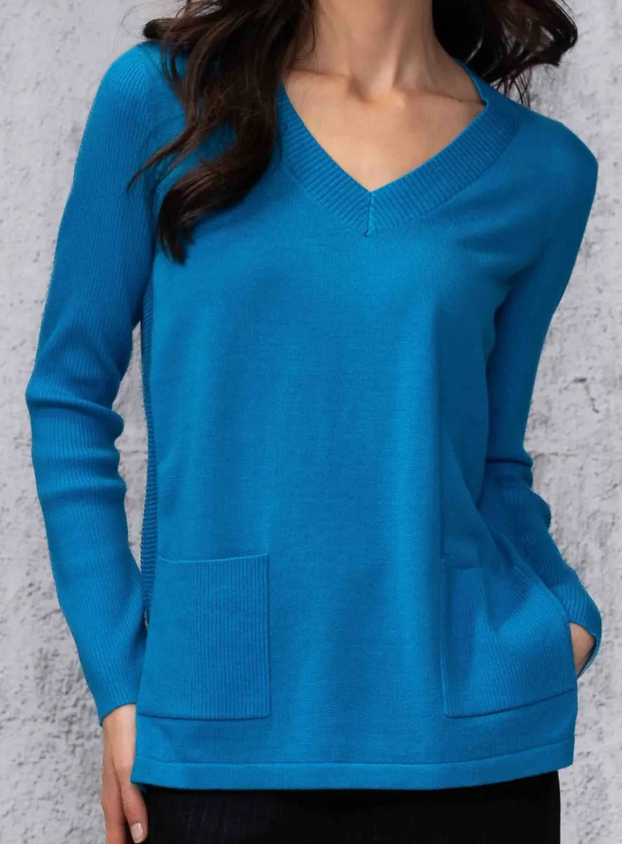 V-Neck Pullover